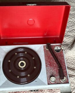 Zenith ZP2 Portable Record Player Red Mid Century Suitcase Phonograph Untested